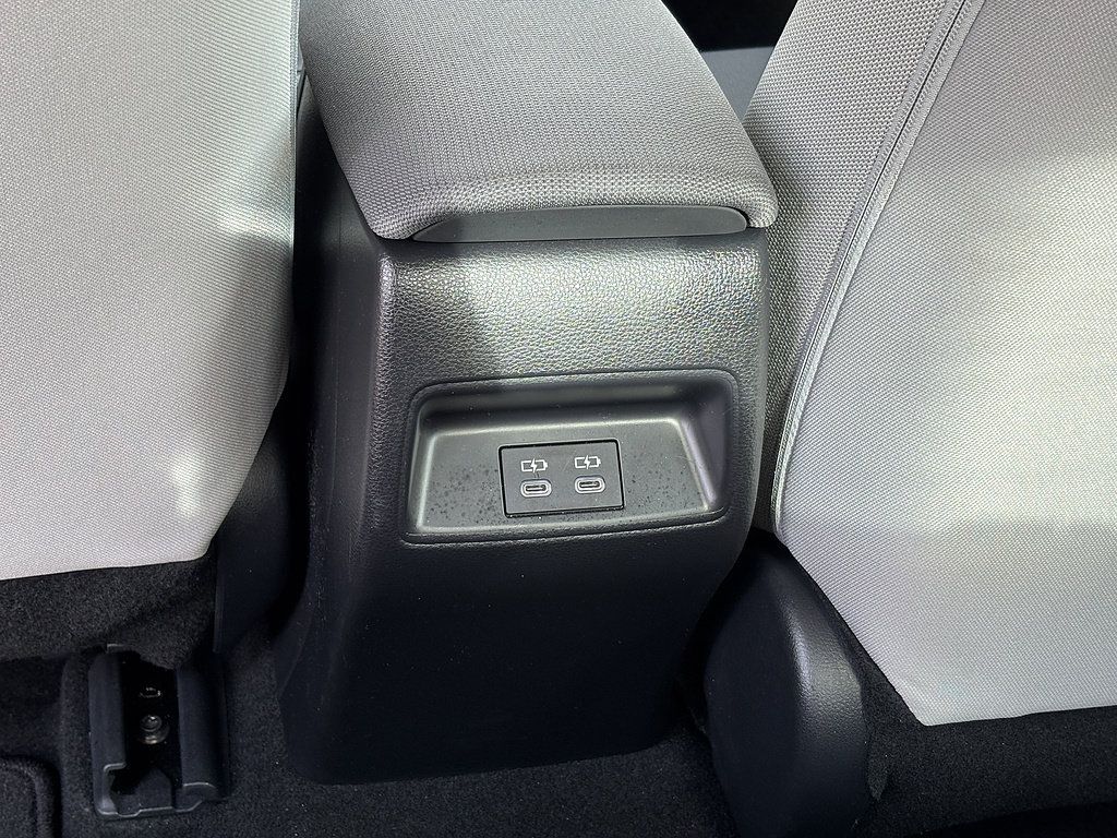 Used 2025 Toyota Corolla LE FWD image 14