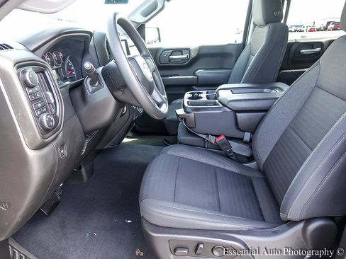 Certified 2022 Chevrolet Silverado 1500 Custom image 11