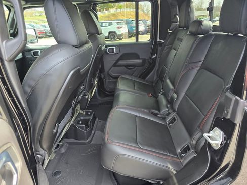 New 2026 Jeep Gladiator Rubicon image 12