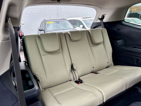 Used 2019 Subaru Ascent Limited image 16