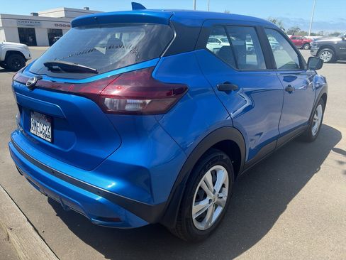 Used 2023 Nissan Kicks S FWD image 19