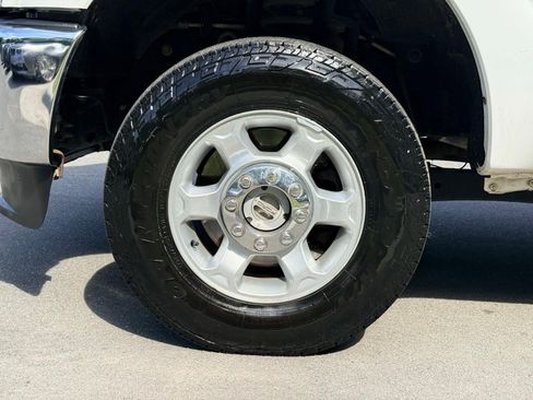 Used 2014 Ford F250 XLT AWD/4WD image 16