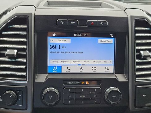 Used 2019 Ford F150 XLT w/ Equipment Group 302A Luxury image 15