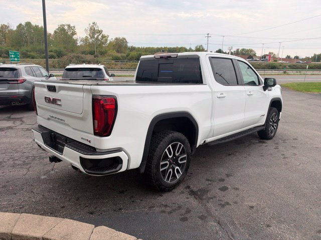Used 2024 GMC Sierra 1500 AT4 w/ Technology Package AWD/4WD image 5