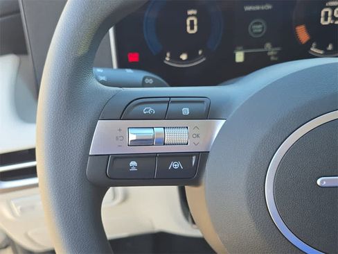 New 2026 Hyundai Tucson SE image 24