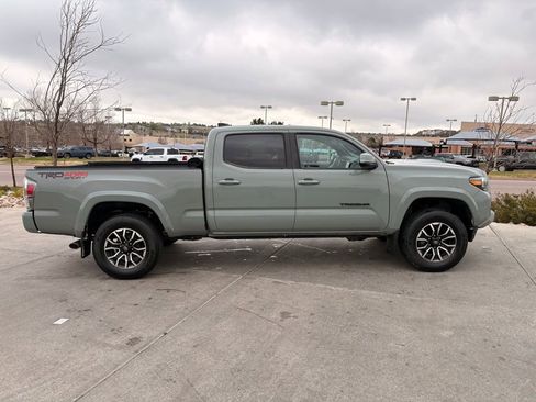 Used 2023 Toyota Tacoma TRD Sport AWD/4WD image 10