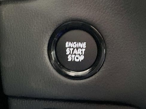 New 2026 Toyota Tundra Limited AWD/4WD image 30
