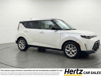 Used 2025 Kia Soul LX w/ LX Technology Package