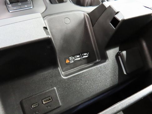 Used 2024 GMC Sierra 2500 AT4 w/ AT4 Premium Plus Package image 72