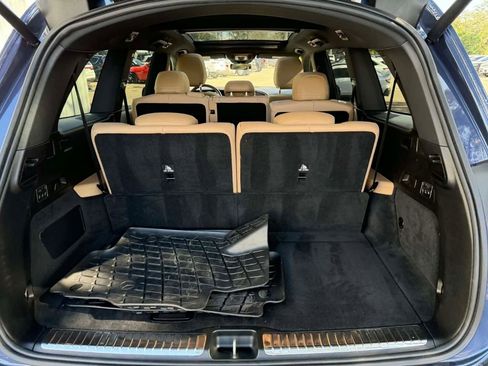 Used 2024 Mercedes-Benz GLS 580 4MATIC image 39