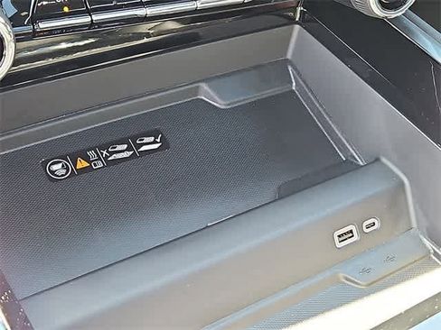 New 2025 Chevrolet Tahoe Premier w/ Sun And Tow Package image 22