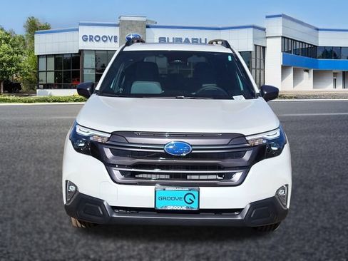 Certified 2026 Subaru Forester Premium AWD/4WD image 2