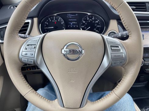 Used 2014 Nissan Rogue SL w/ SL Premium Package image 17