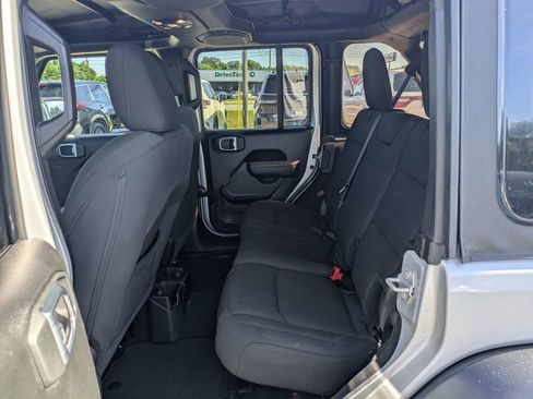 Used 2023 Jeep Wrangler Unlimited Sport AWD/4WD image 12