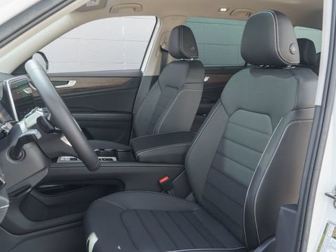 New 2026 Volkswagen Atlas SEL AWD/4WD image 8