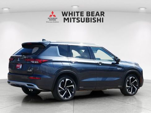 Used 2024 Mitsubishi Outlander SEL AWD/4WD image 5