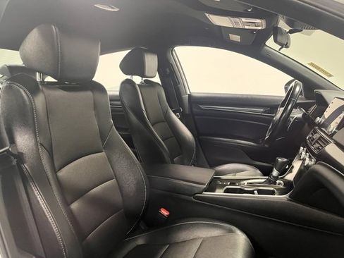 Used 2021 Honda Accord Sport image 10