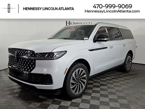 New 2026 Lincoln Navigator L Black Label AWD/4WD image 1