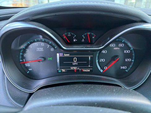 Used 2016 Chevrolet Impala LT w/ Convenience Package image 17