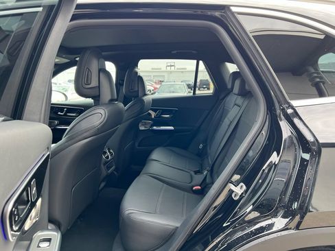 Used 2026 Mercedes-Benz GLC 300 4MATIC image 25