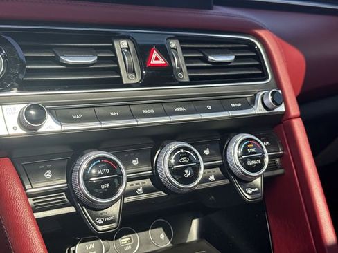 Used 2023 Genesis G70 2.0T w/ Sport Prestige Package image 18