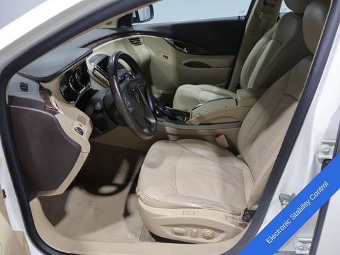 Used 2011 Buick LaCrosse CXL FWD image 2