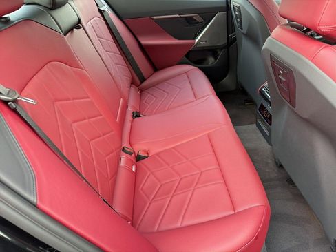 Certified 2026 BMW 540i xDrive image 30