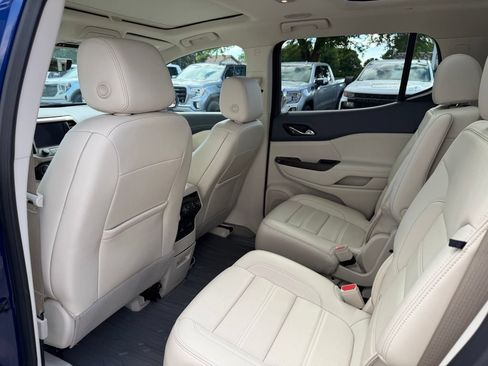 Certified 2023 GMC Acadia Denali w/ Denali Technology Package AWD/4WD image 12