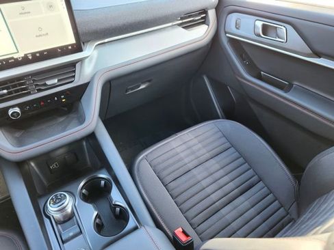 New 2026 Ford Explorer ST-Line w/ ST-Line Street Pack AWD/4WD image 15