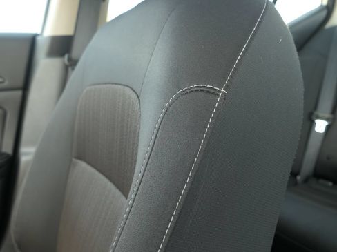 Used 2024 Nissan Altima 2.5 SV FWD image 11