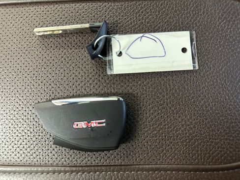 Used 2025 GMC Sierra 1500 Denali AWD/4WD image 33