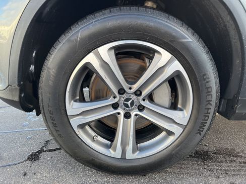 Used 2019 Mercedes-Benz GLC 300 GLC 300 image 9