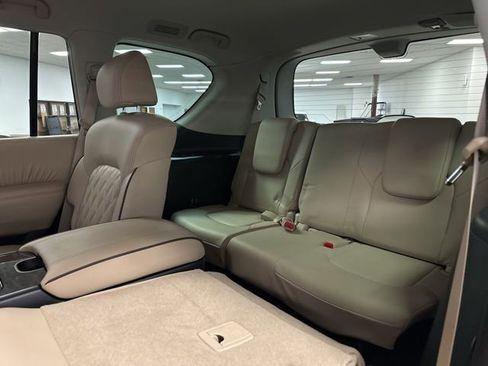 Used 2023 Nissan Armada Platinum w/ Captain's Chairs Package image 27