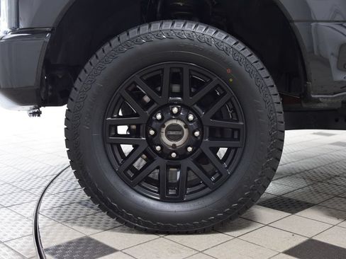 Used 2022 Ford F350 Lariat w/ Lariat Ultimate Package AWD/4WD image 26