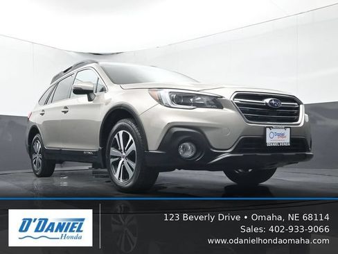 Used 2019 Subaru Outback 2.5i Limited w/ Protection Package #1 AWD/4WD image 14