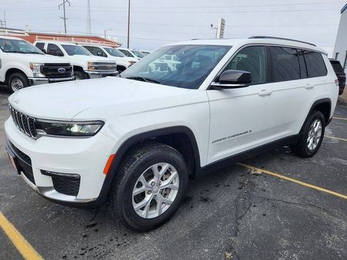 Used 2023 Jeep Grand Cherokee L Limited image 2