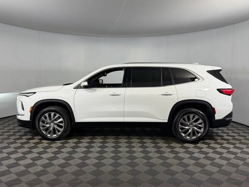 Used 2026 Buick Enclave Preferred FWD image 11