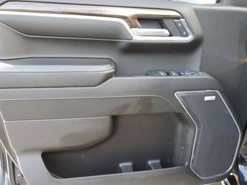 Used 2024 Chevrolet Silverado 1500 LT Trail Boss w/ LT Trail Boss Premium Package image 54