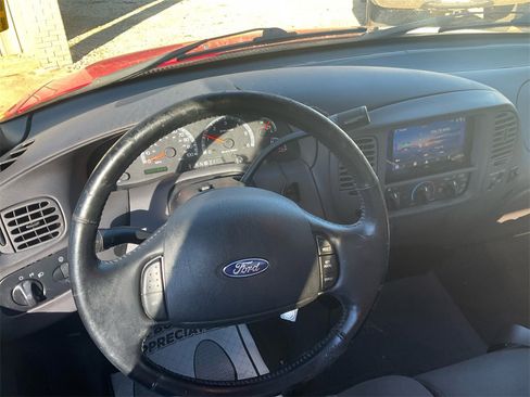 Used 2003 Ford F150 XLT image 23