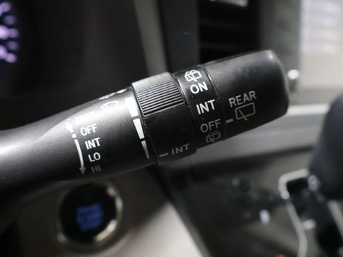 Used 2020 Toyota Sienna XLE image 38