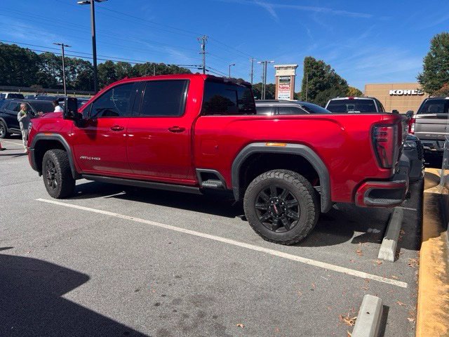 Used 2025 GMC Sierra 2500 AT4 w/ AT4 Premium Plus Package AWD/4WD image 5