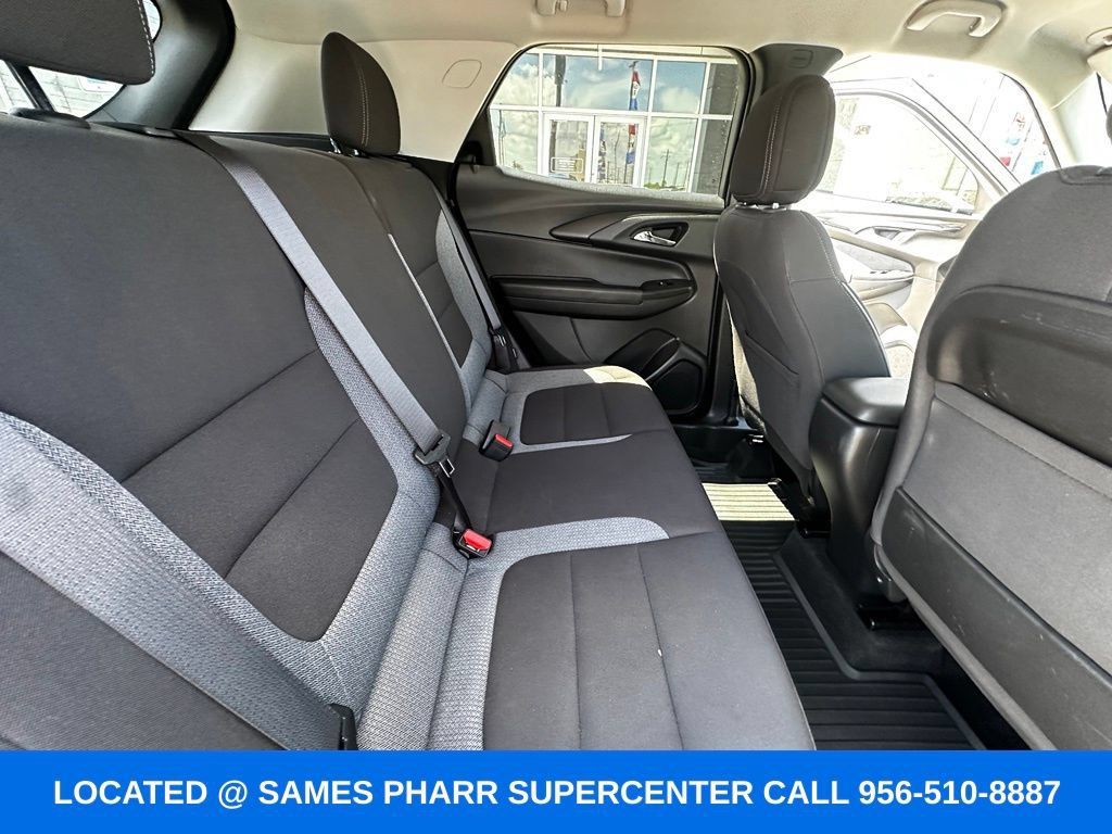 Used 2024 Chevrolet TrailBlazer LT w/ LT Cold Weather Package FWD image 25