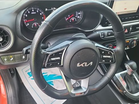 Used 2023 Kia Forte GT-Line w/ GT-Line Technology Package FWD image 13