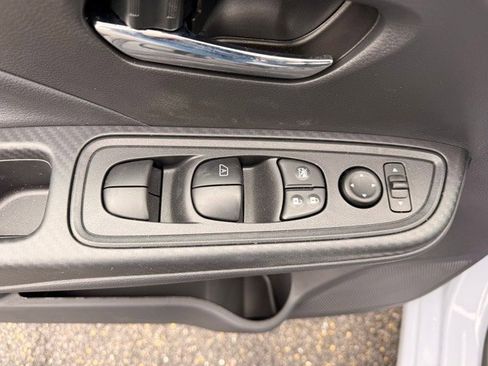 New 2025 Nissan Versa SV w/ Trunk Package image 11