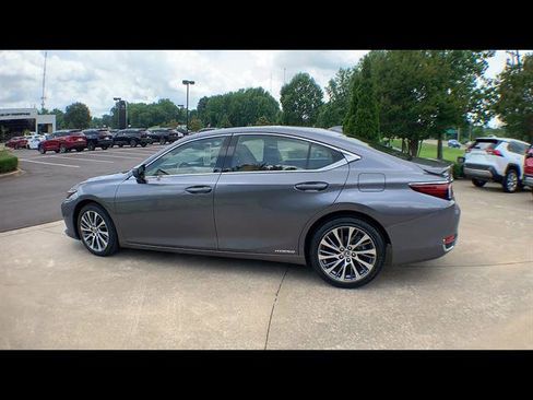 Used 2019 Lexus ES 300h w/ Premium Package FWD image 5