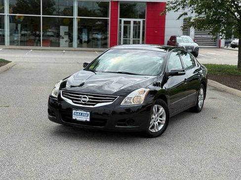 Used 2012 Nissan Altima 2.5 SL w/ 2.5SL Pkg FWD image 9