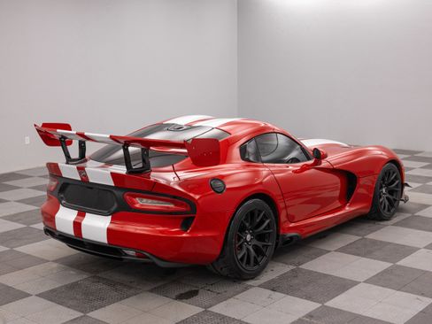 Used 2016 Dodge Viper ACR RWD image 11