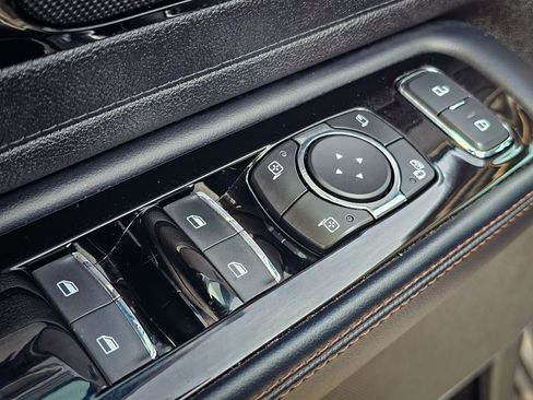Used 2022 Lincoln Aviator Reserve w/ Equipment Group 201A AWD/4WD image 12