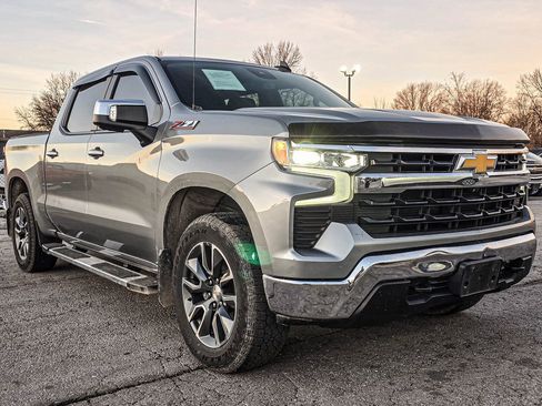 Used 2023 Chevrolet Silverado 1500 LT w/ Z71 Off-Road Package image 1