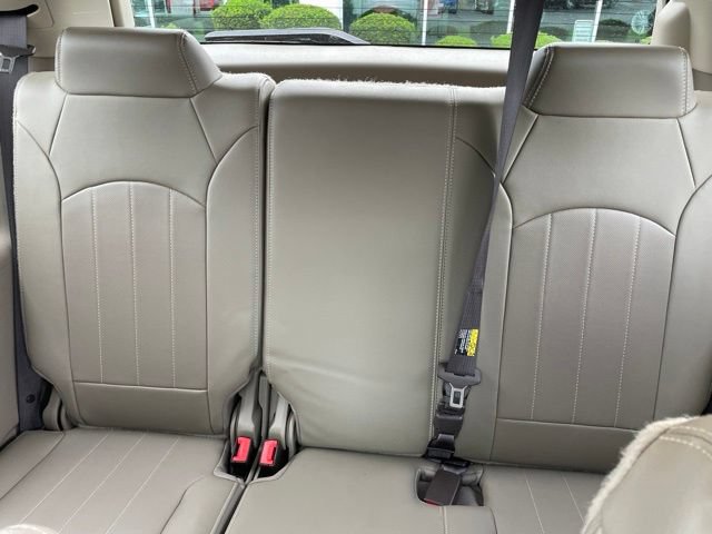 Used 2016 GMC Acadia Denali FWD image 30